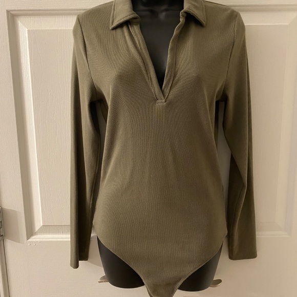 Abercrombie Bodysuit - Picture 2 of 11